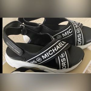 Michael KORS Sandals Sz 8.5